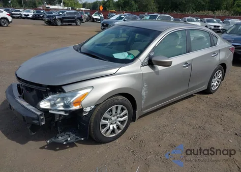 2015 Nissan Altima 2.5 S из США, поврежденный, VIN 1N4AL3AP9FC153983